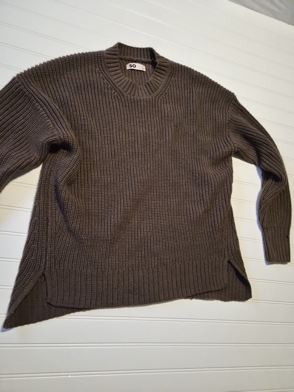 SO Women's Crewneck Chunky Knit Sweater in Brown